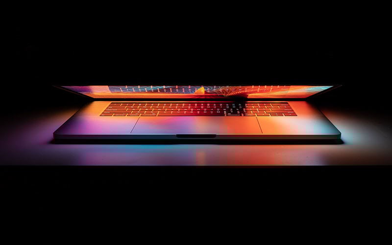 laptop-orange-light